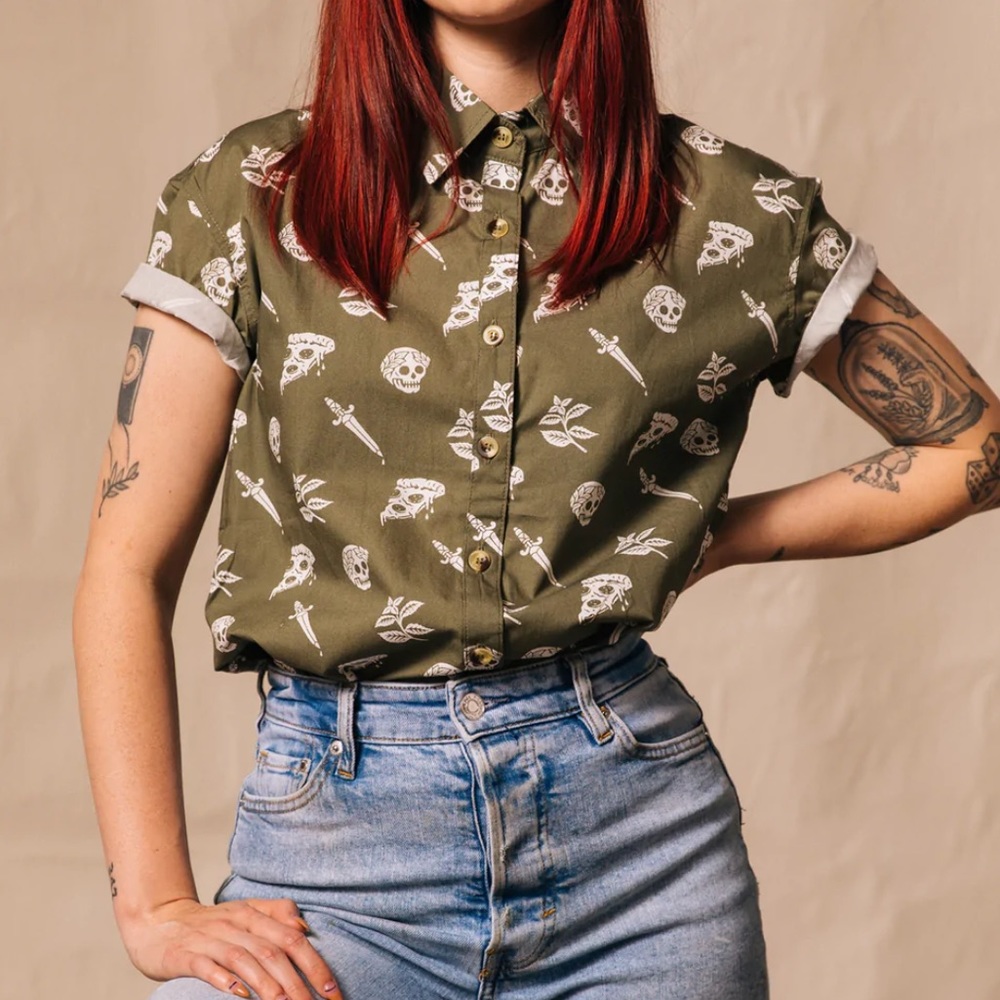 PYKNIC “Pizza Slayer” 🍕🗡️ button down tee